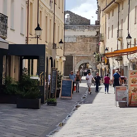 Ferienwohnung Centro Aosta - Moderno Bilocale Con Jacuzzi Exterior foto
