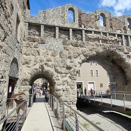 Ferienwohnung Centro Aosta - Moderno Bilocale Con Jacuzzi Exterior foto